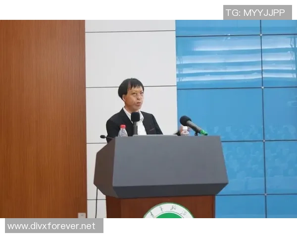 羽毛球场上的追梦者吴芳深度对话分享她的奋斗与成长故事